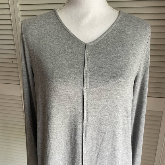 Eileen Fisher Tunic Shirt Top Petite Small SP Gray V-neck Front Seam - Picture 2 of 8